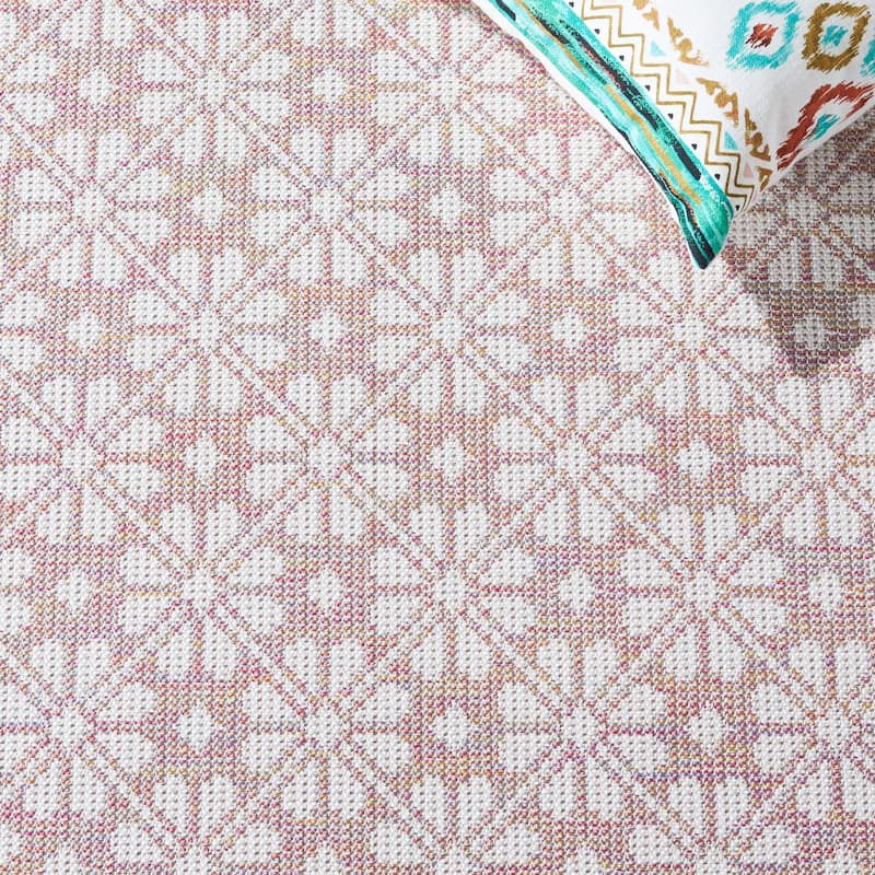 Martha Stewart by SAFAVIEH Matty Indoor/ Outdoor Rug