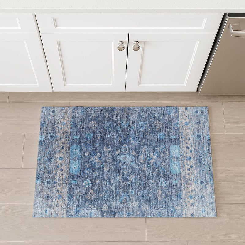 Machine Washable Indoor/ Outdoor Traditional Border Chantille Rug