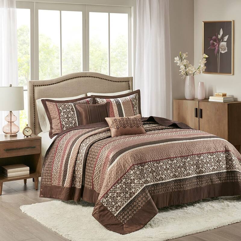 GDF Studio - Princeton 5-Piece Reversible Jacquard Quilt Set with Decorative Pillows - Red