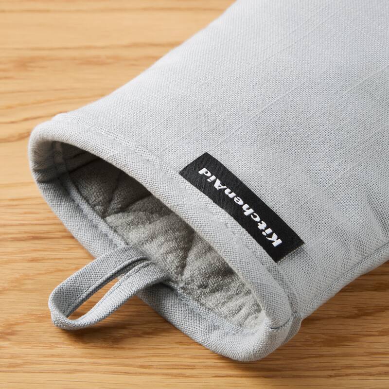 KITCHENAID Gourmet Series Gridlines Mini Oven Mitts 2-Pack Set, Heat Resistant up to 600°F, Soft Silicone Grip, Magnetic Cuff