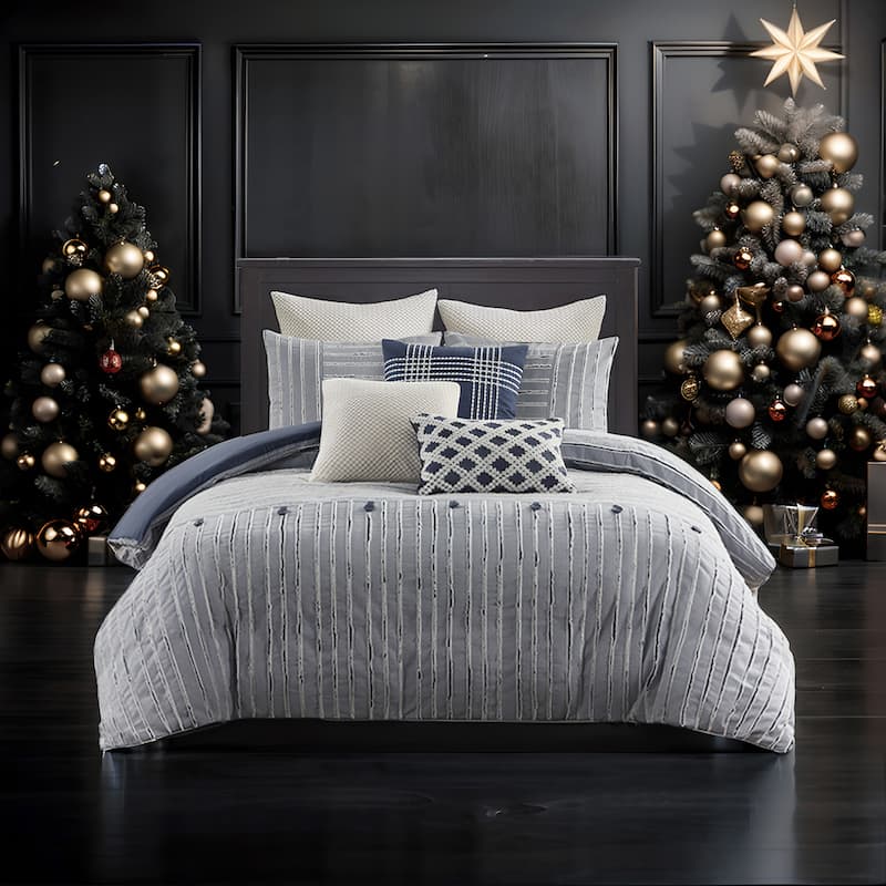 Madison Park Signature Essence Oversized Cotton Clipped Jacquard Comforter Set with Euro Shams and Throw Pillows - Blue - King