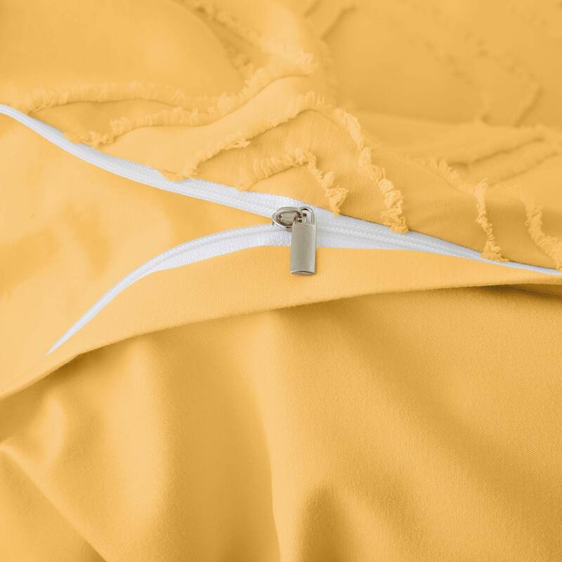 Tufted Clipped Jacquard Geometric Oversized Duvet Cover & Pillowcase Set