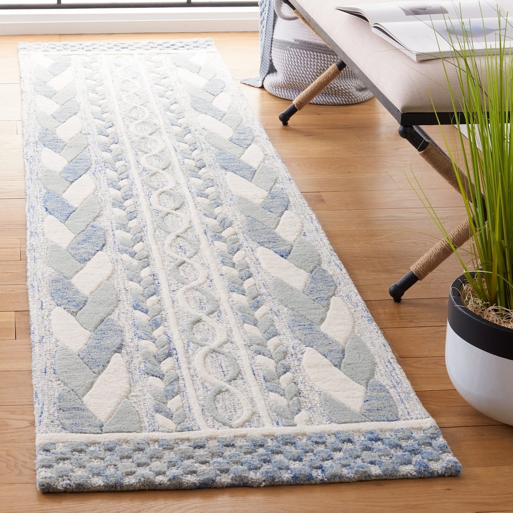 SAFAVIEH Handmade Metro Zenta Wool Rug