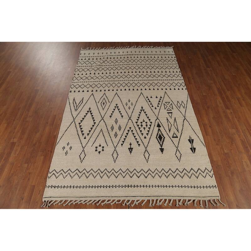 Beige / Ivory Moroccan Area Rug Handmade Wool Carpet - 6'0"x 9'5"