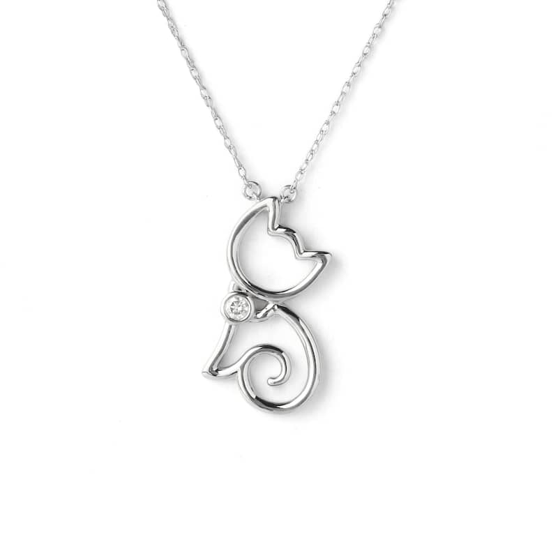 1/20ct TDW Diamond Kitten Pendant Necklace in Silver for Women - White