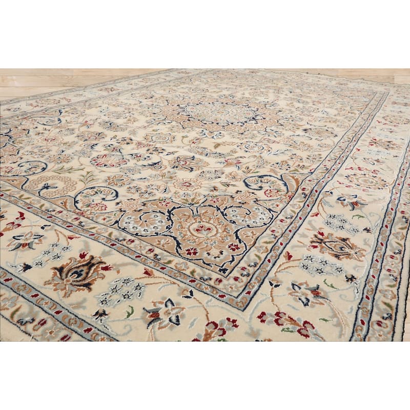 6'3''x9'3'' Hand Knotted Wool Ivory Nain Traditional Plush Pile Rug - 6' 3'' x 9' 3''