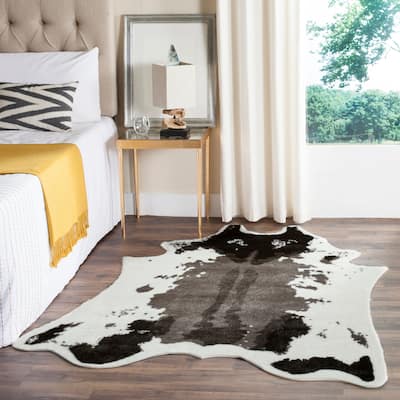 SAFAVIEH Faux Cow Hide Dawne Cabin & Lodge Rug