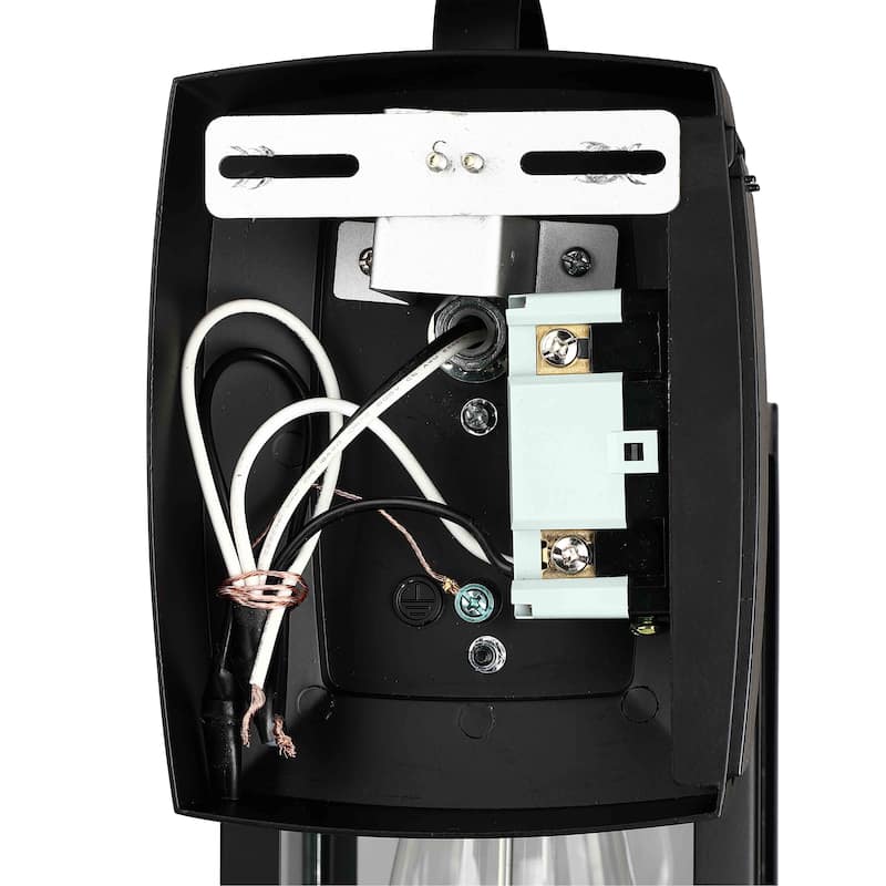 1-Light Outdoor Wall Light(GFCI) - 5.04"x8.07"x13.74"
