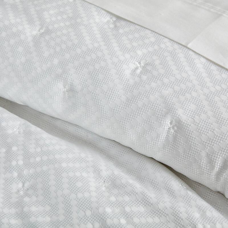 Anne Klein Torringford Quilt Set, Lightweight Bedspread Summer Quilt for All Season