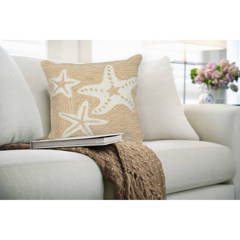 Liora Manne Frontporch Starfish Indoor/Outdoor Pillow Neutral 18" Square