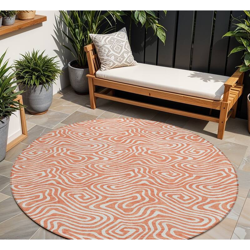 HomeRoots Abstract Transitional Rectangle Outdoor Rug - 8' Round