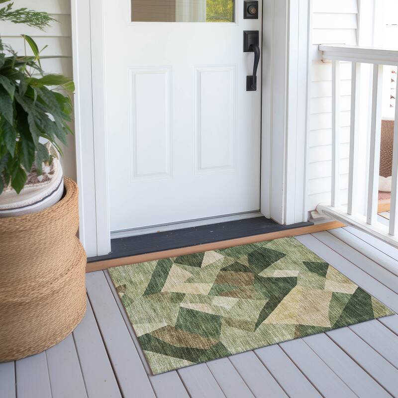 Machine Washable Indoor/ Outdoor Modern Queby Chantille Rug - Green - 1'8" x 2'6"