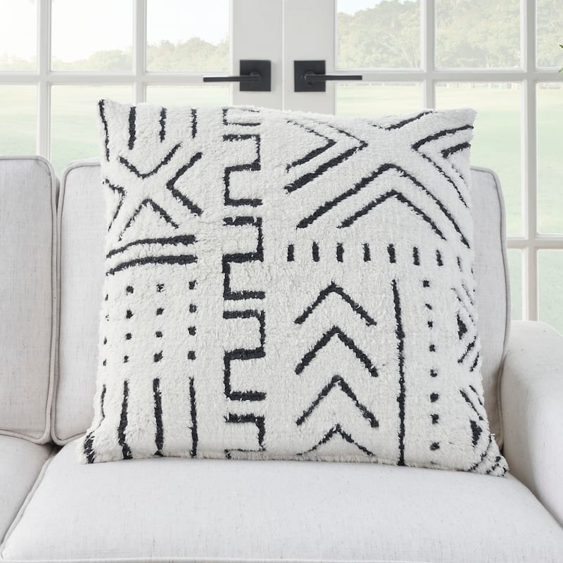 Mina Victory Life Styles Textured Geometric Boho Throw Pillow , ( 20" X 20" )