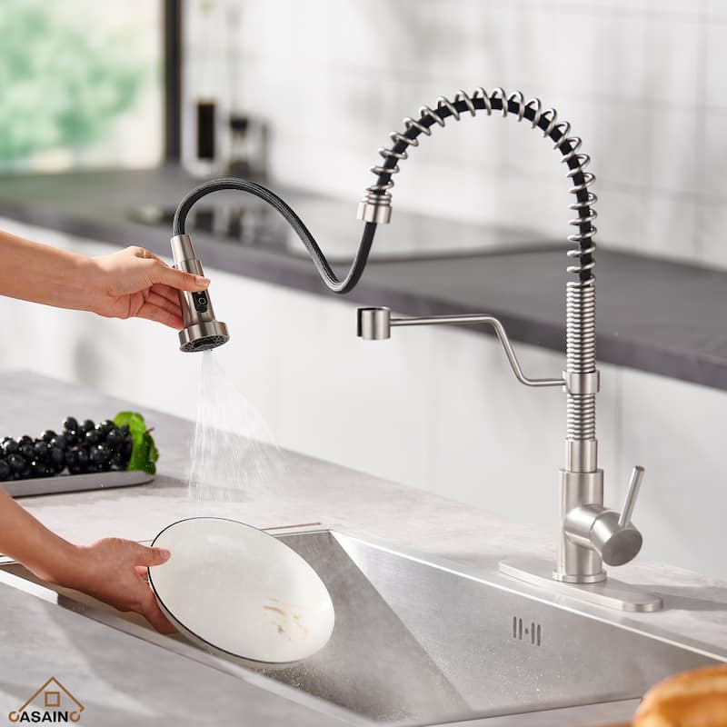 Single Handle Pull-Down Sprayer Kitchen Faucet