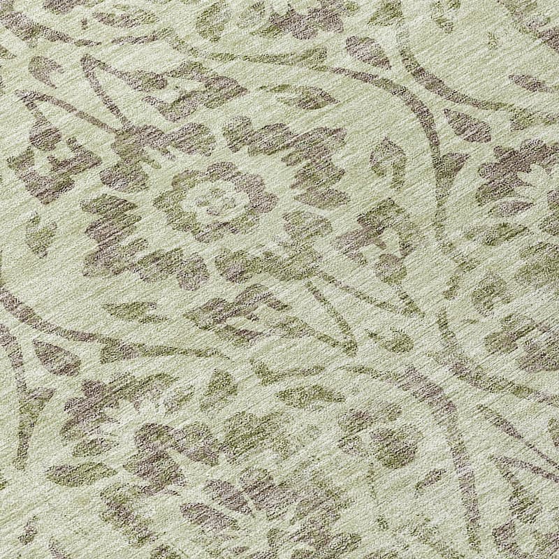 Machine Washable Indoor/ Outdoor Chantille Distressed Traditional Rug