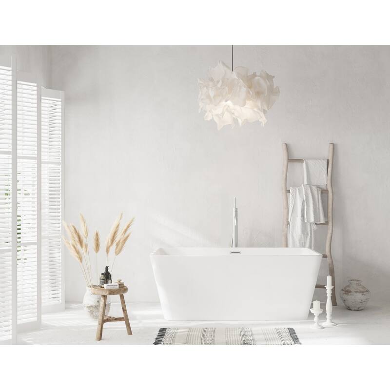 Thaddeus Bathtub in Glossy White