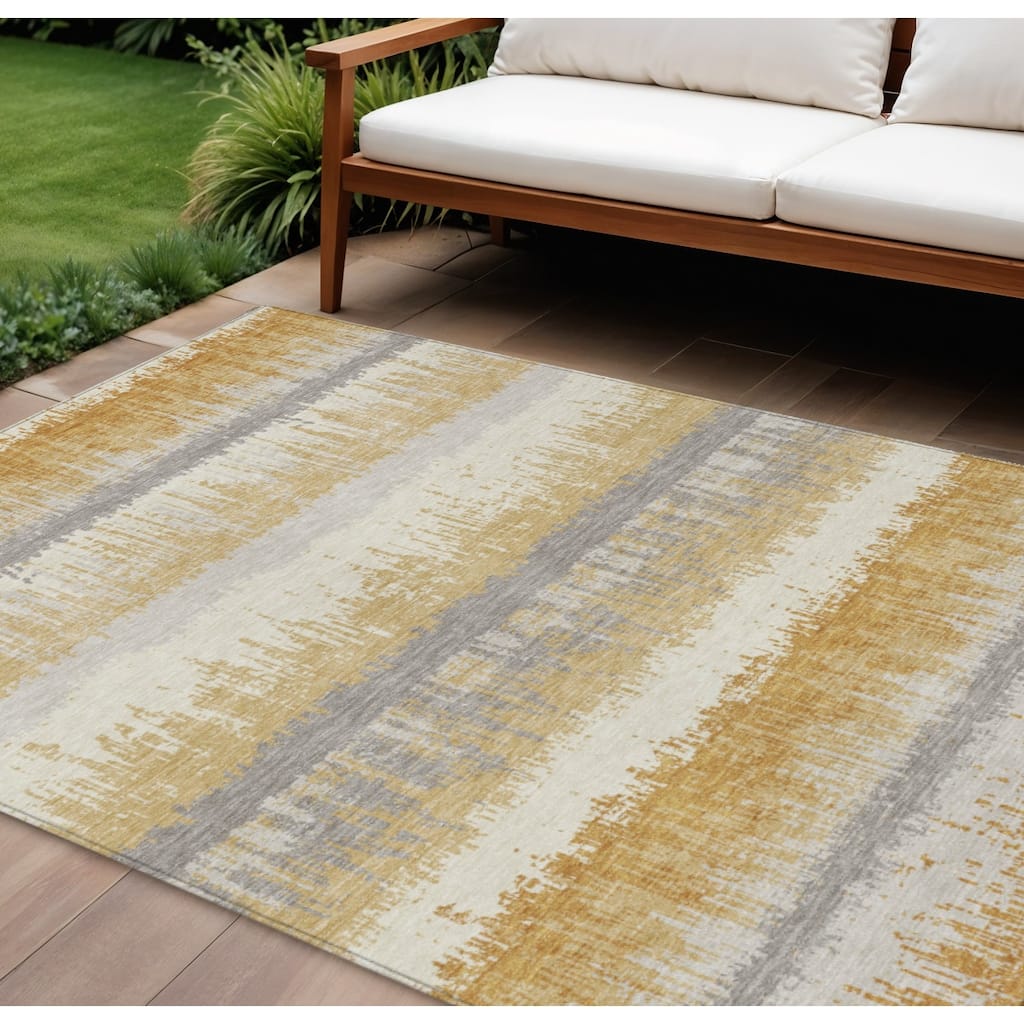HomeRoots Striped Transitional Rectangle Outdoor Rug