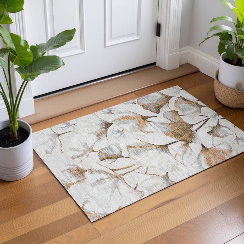 Machine Washable Indoor/ Outdoor Floral Love Chantille Rug