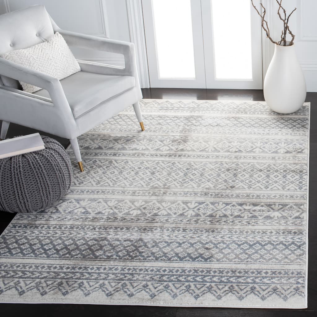 SAFAVIEH Carnegie Heimke Modern Moroccan Rug