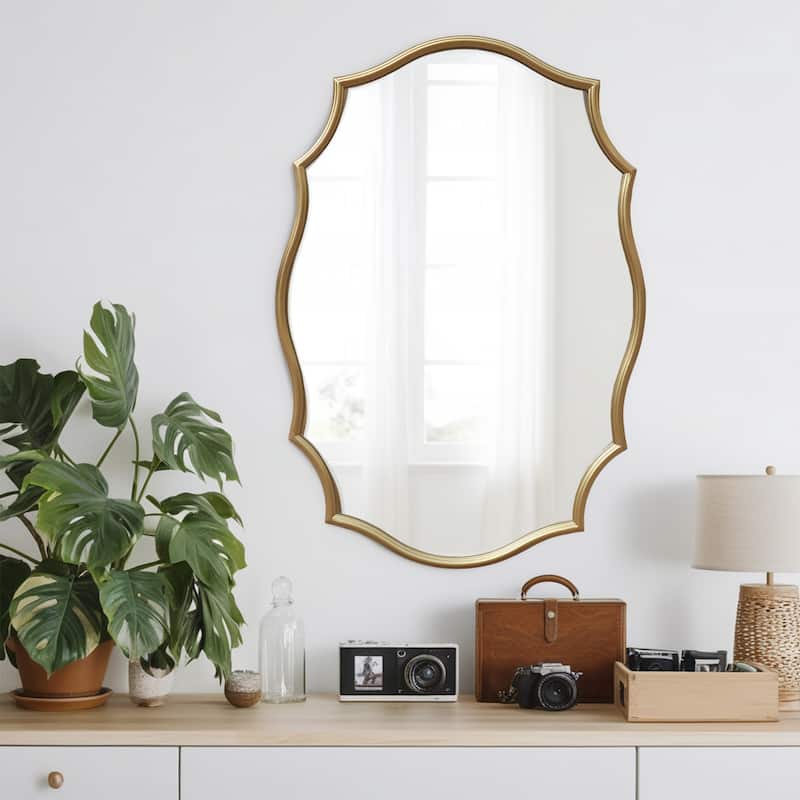 Scalloped Oval Metal Framed Wall Mirror，23.8 x 34 Inch