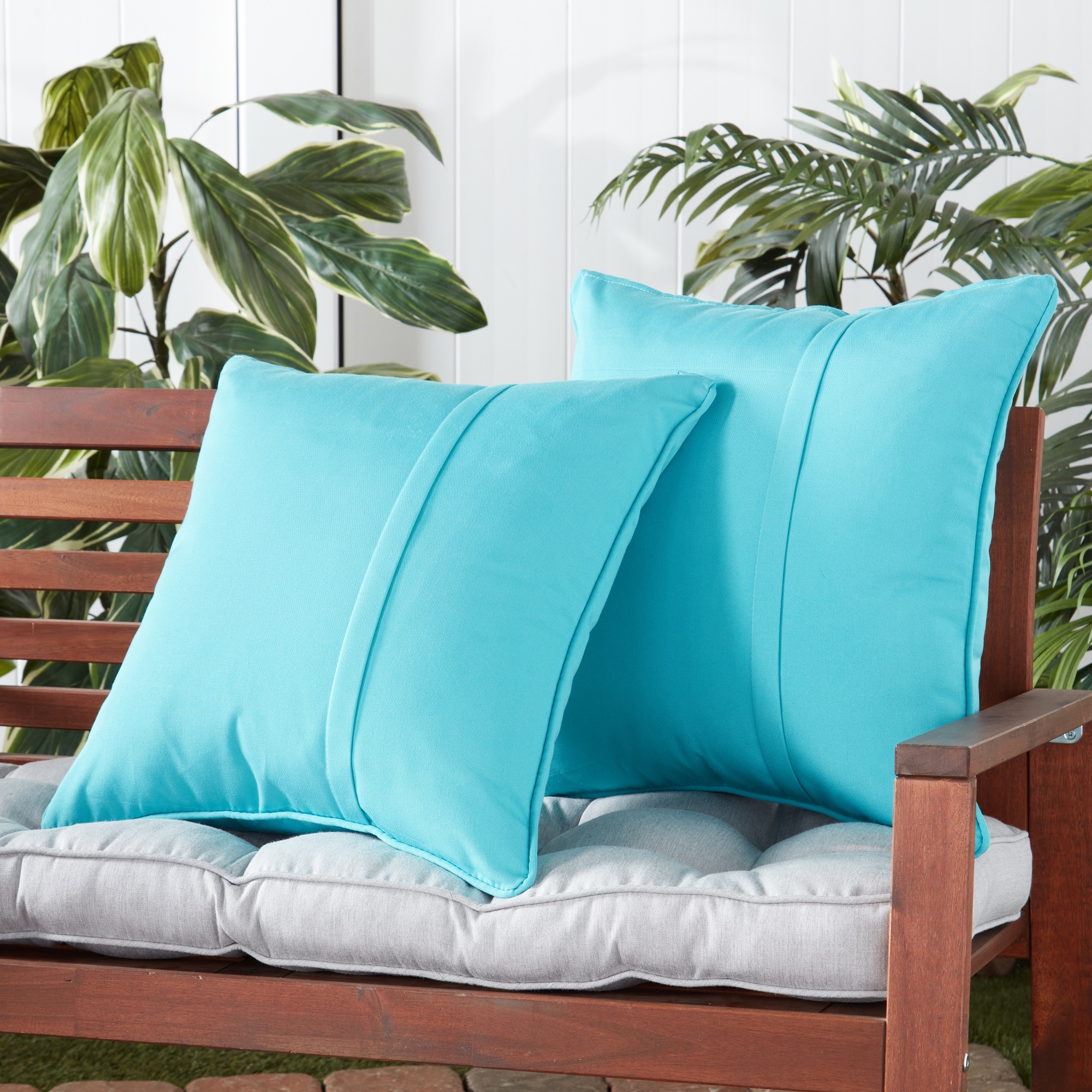 Sunbrella lumbar pillow hotsell covers
