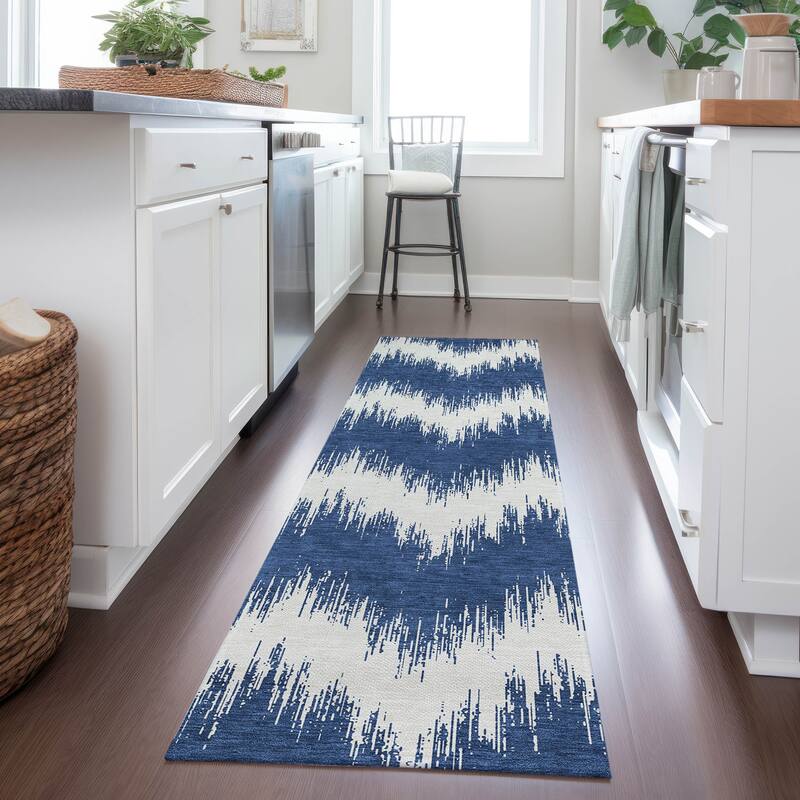 Machine Washable Indoor/ Outdoor Chantille Modern Chevron Rug
