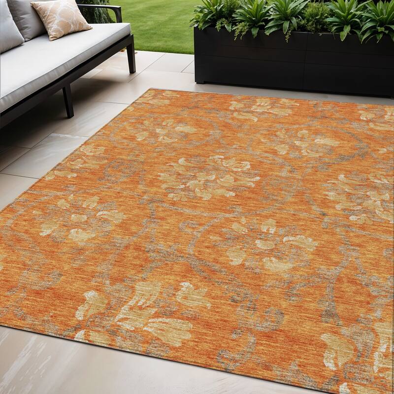 HomeRoots Floral Traditional Rectangle Outdoor Rug - 5' X 8'
