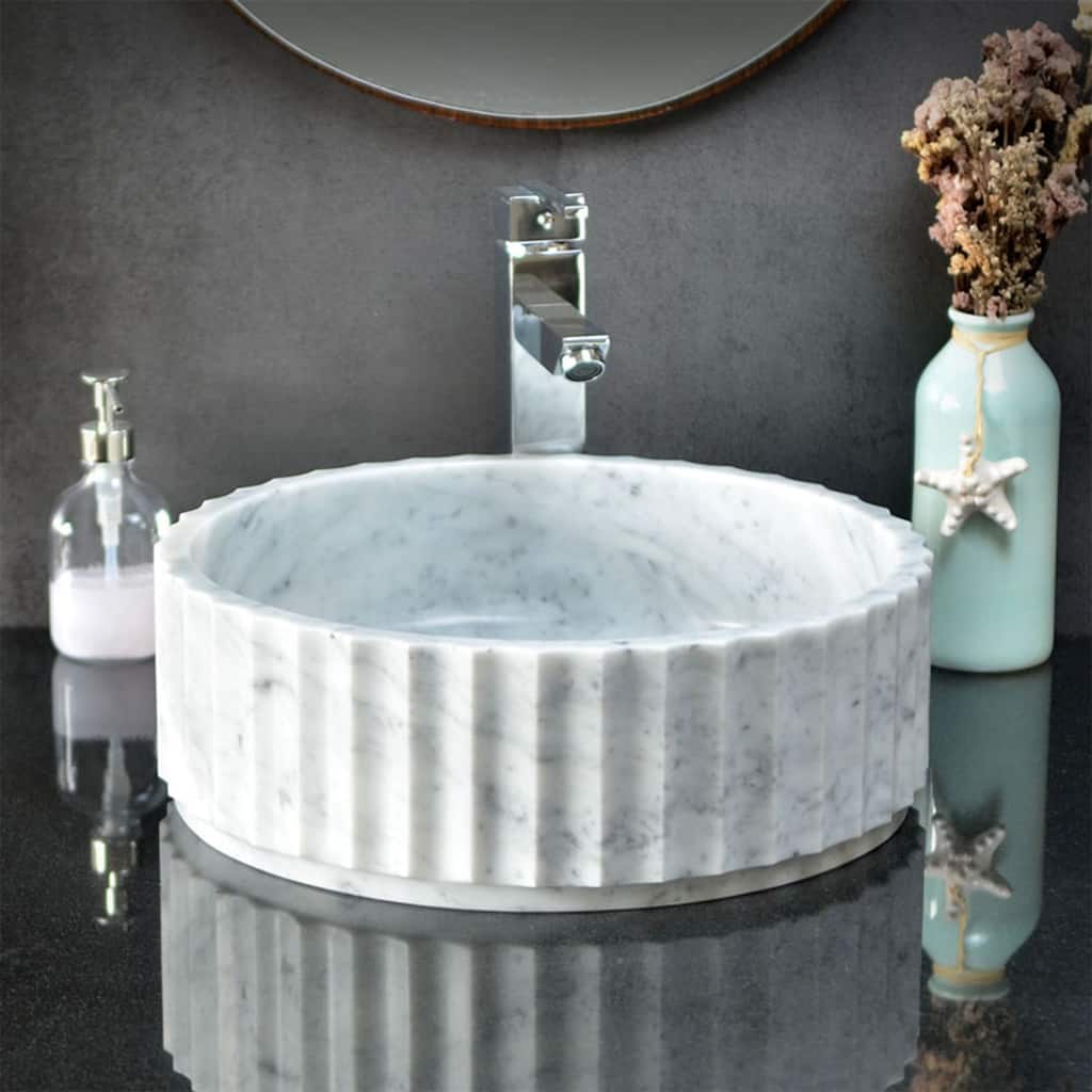 Single Bowl Crown shaped sink in Carrera White 15.75"x15.75"x5.12"