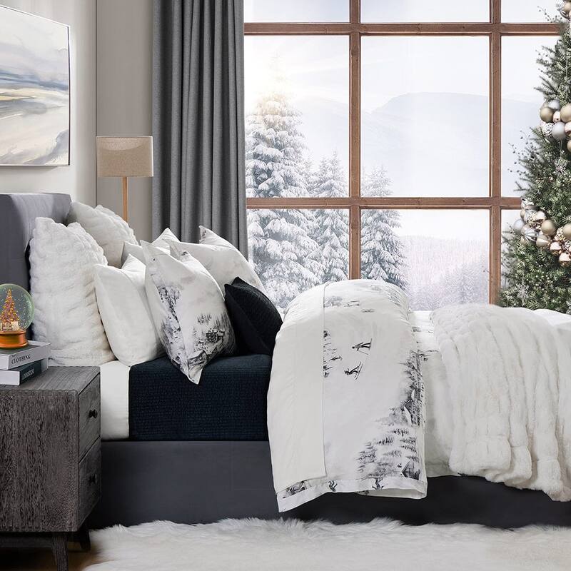 HiEnd Accents Ski Life Eucalyptus Printed Watercolor Landscape 3 Piece Duvet Cover Set - Queen