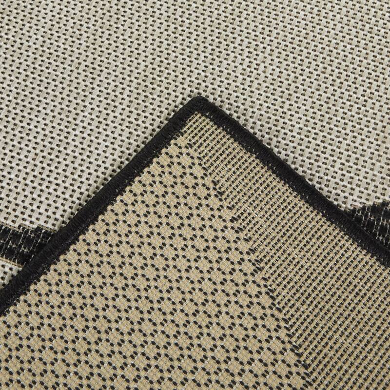 Cabrera Recycled Geometric Indoor/Outdoor Area Rug
