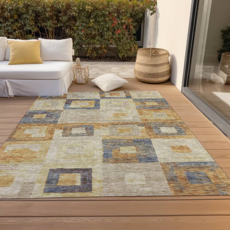 Machine Washable Indoor/ Outdoor Contemporary Blocks Chantille Rug