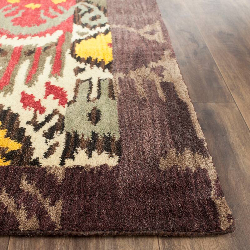 SAFAVIEH Handmade Ikat Gulhayo Modern Wool Rug