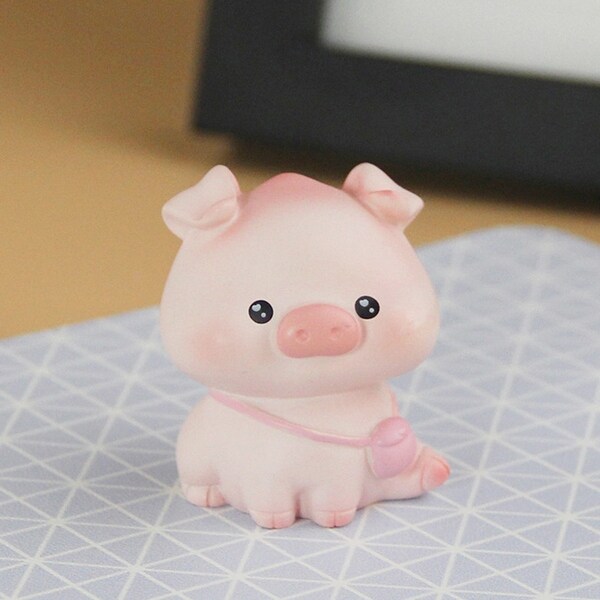 Cartoon Pig Figurine AntiFade Resin Micro Landscape Pig Statue