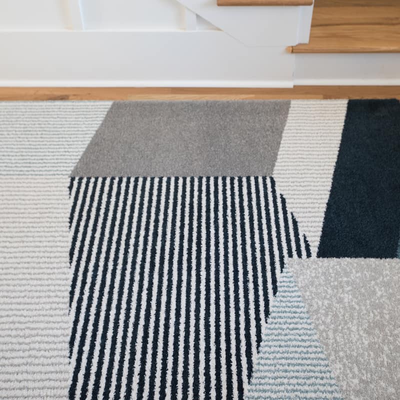 Carson Carrington Taxerud Abstract Area Rug - 7'10" x 10' - Navy