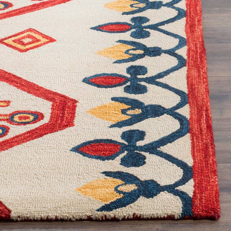SAFAVIEH Handmade Aspen Giuseppina Boho Tribal Wool Rug