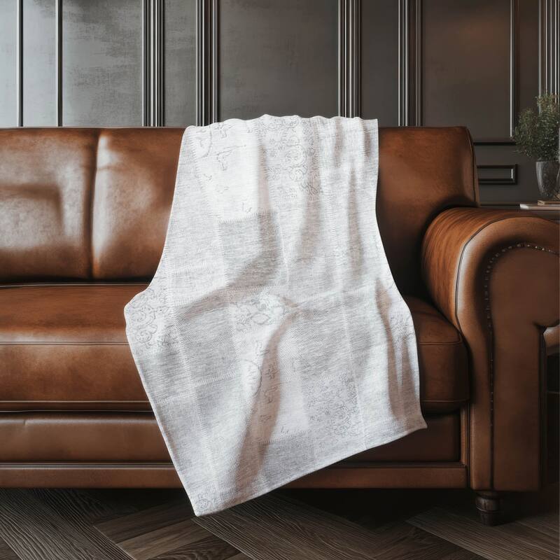 Premium Machine Washable Vintage Patchwork Sherpa Throw Blanket - Silver - 4'2" x 5'10"