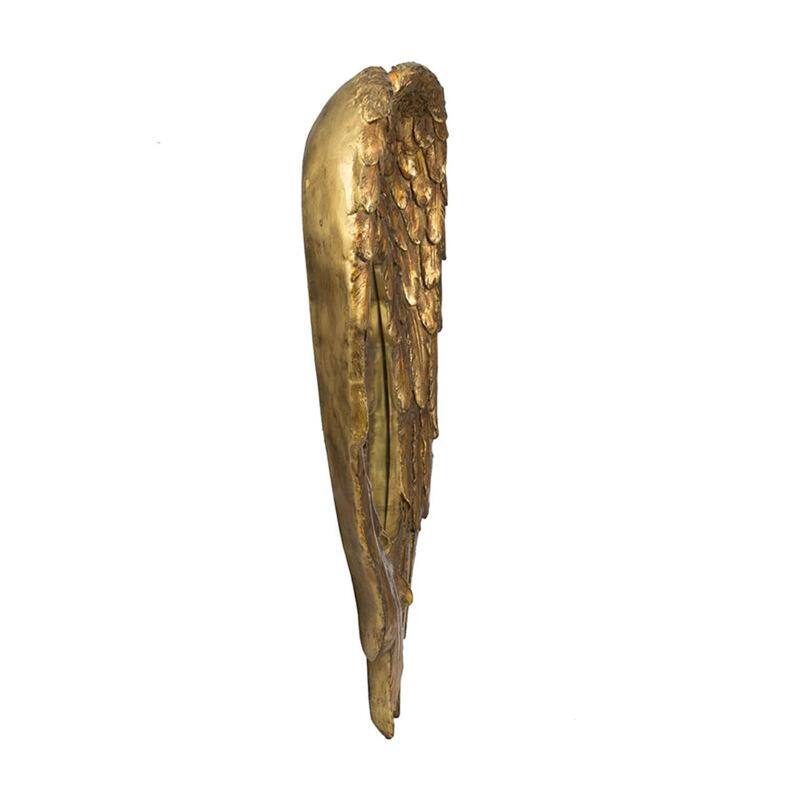 HomeRoots 22" Gold Heart Resin Framed Accent Mirror - 15.6' X '21.9' X '3.5