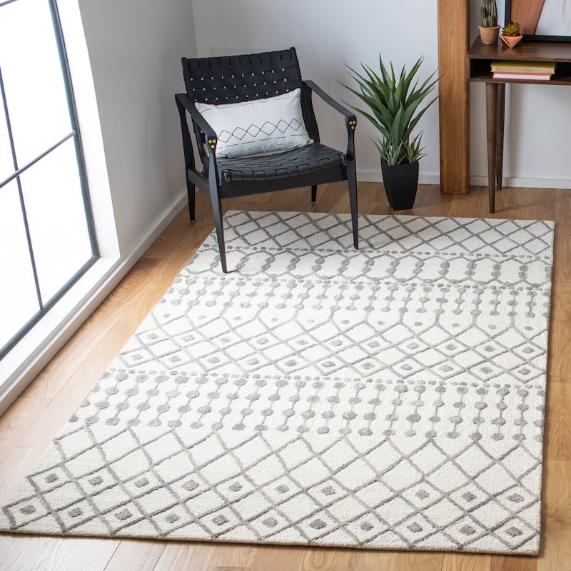 SAFAVIEH Handmade Blossom Orit Moroccan Wool Rug - 9' x 12' - Ivory/Grey
