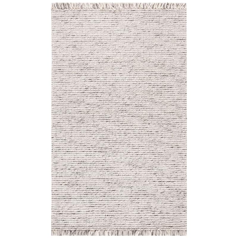 SAFAVIEH Natura Bernetta Wool Fringe Rug