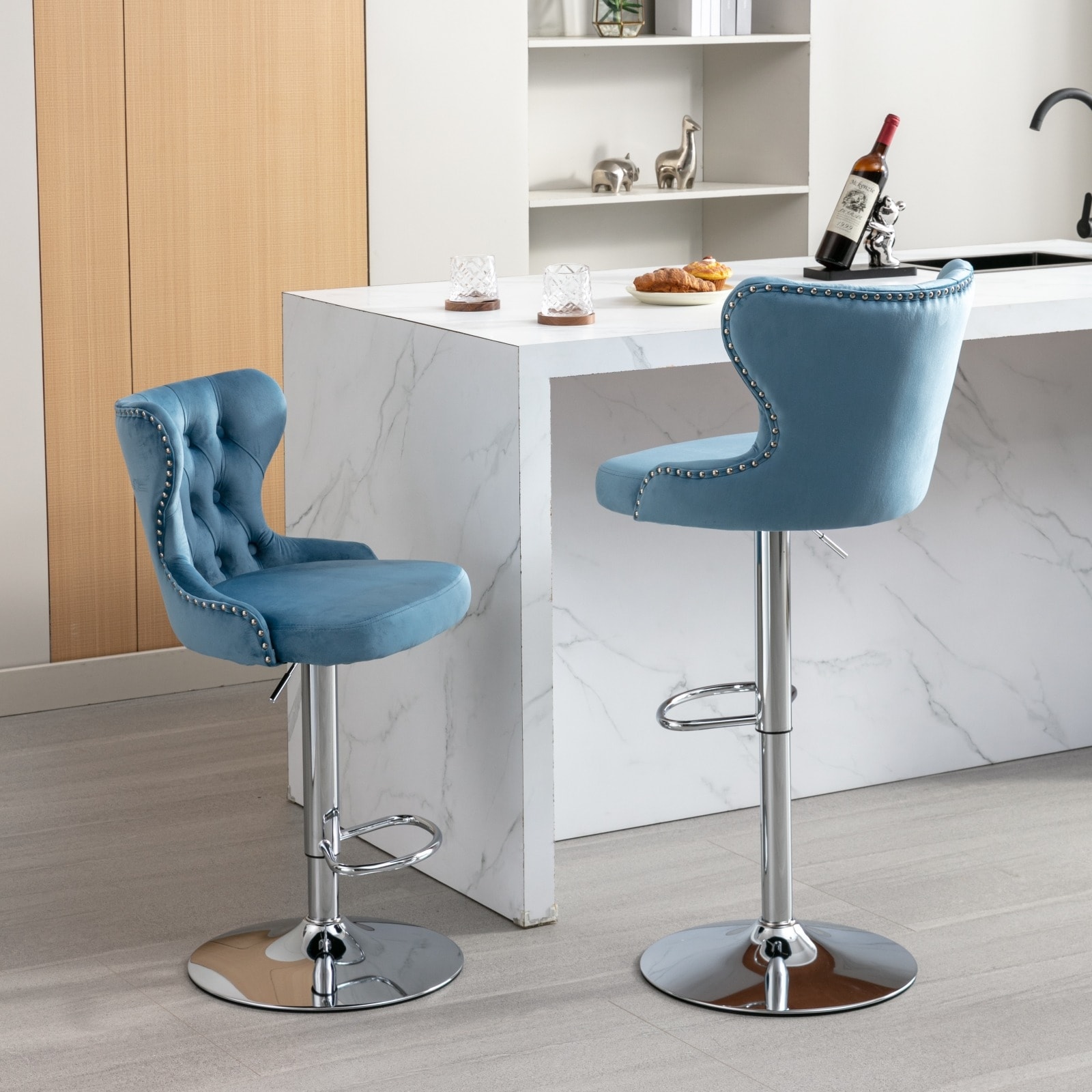 Square swivel deals bar stools