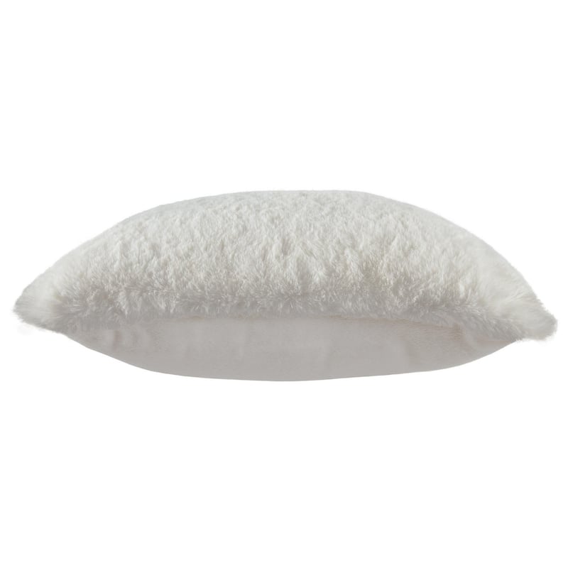 Gariland Pillow