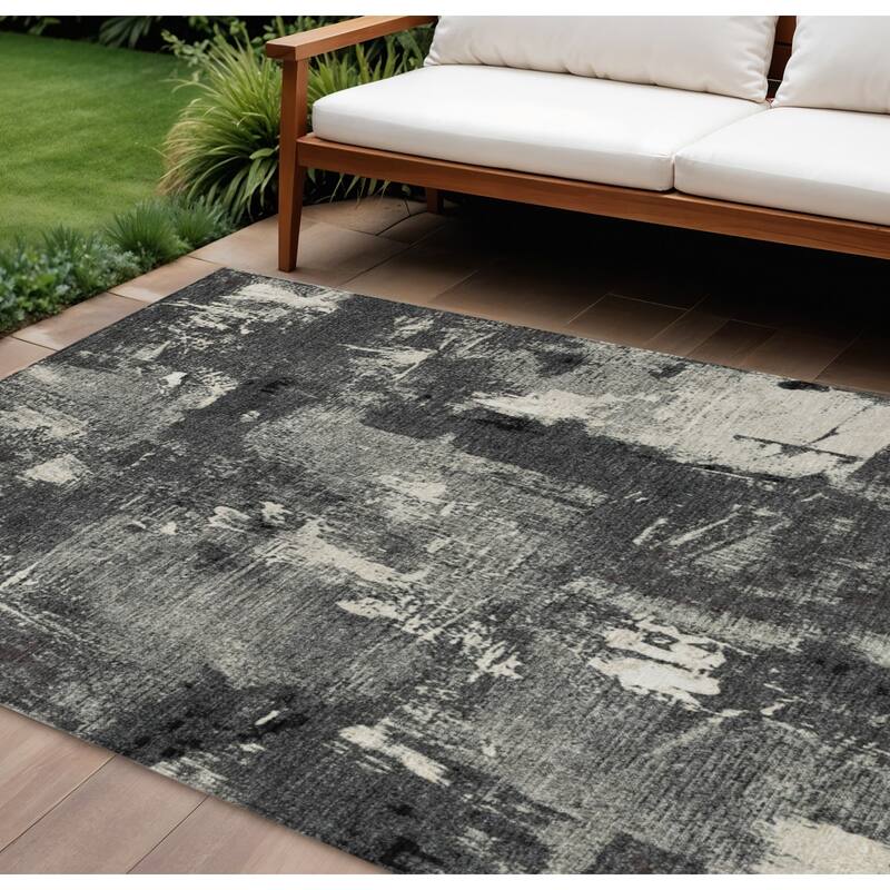 HomeRoots Abstract Transitional Rectangle Outdoor Rug - 9' X 12'