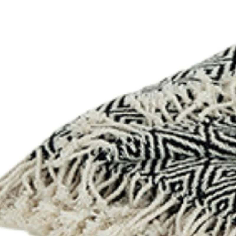 HomeRoots Black And White Cotton Chevron Throw Blanket with Tassels