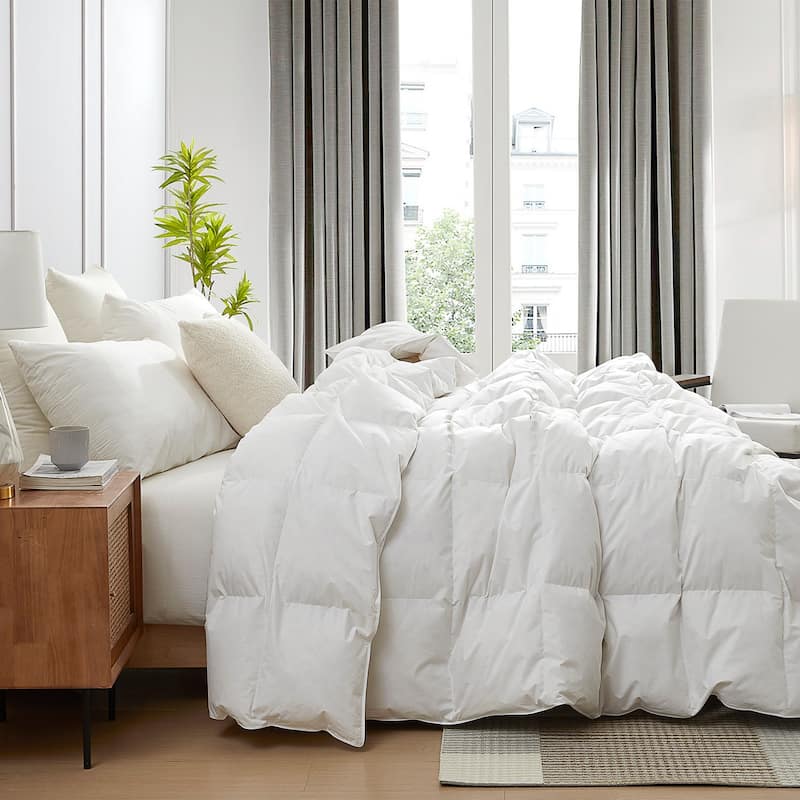 HGOOSE® - Hungarian White Goose Down and Feather Comforter - Oversized