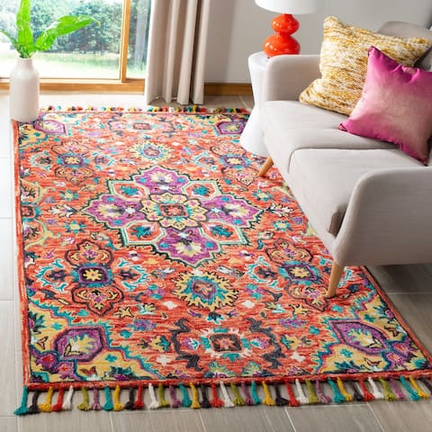 SAFAVIEH Handmade Aspen Romy Boho Tribal Wool Medallion Rug