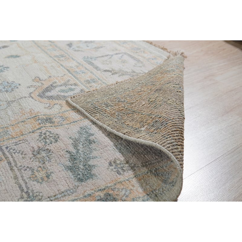 Hand-Knotted Natural Silk Ivory/Vintage Pink Classic Floral Oushak Rug - Timeless Elegance and Luxurious Craftsmanship