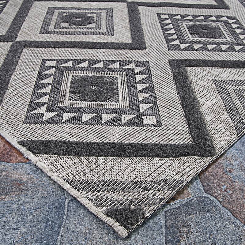 Ravine Wonderment Gray Indoor/Outdoor Area Rug
