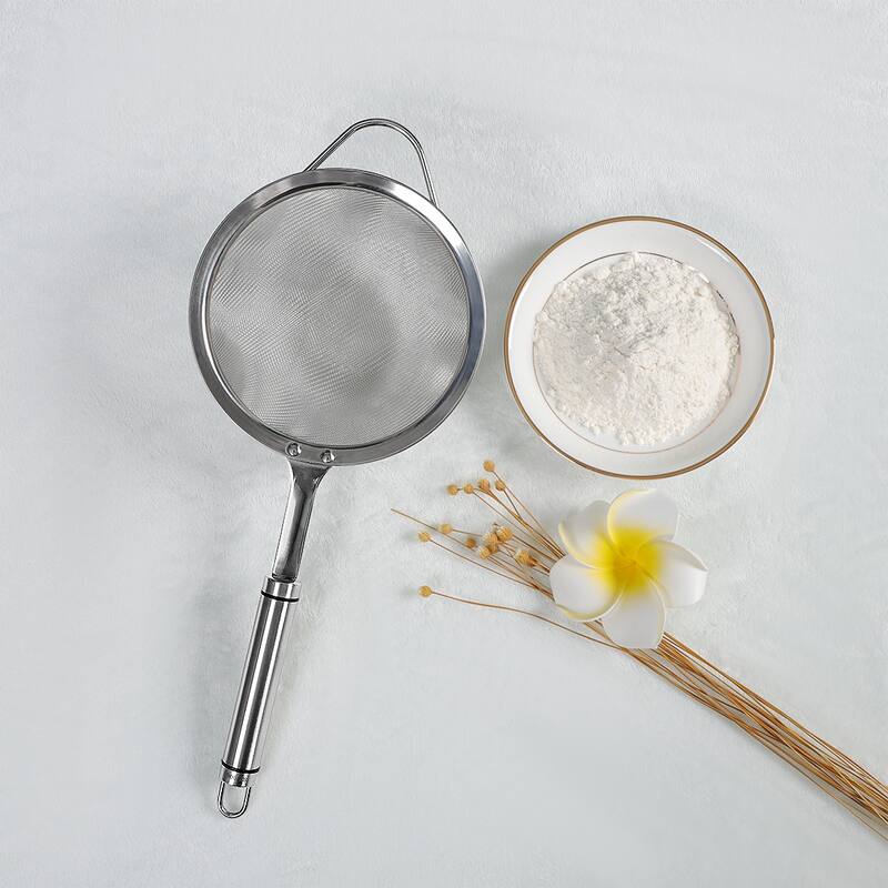 Stainless Steel Fine Mesh Strainer Colander Flour Sifters with Handle - Silver Tone