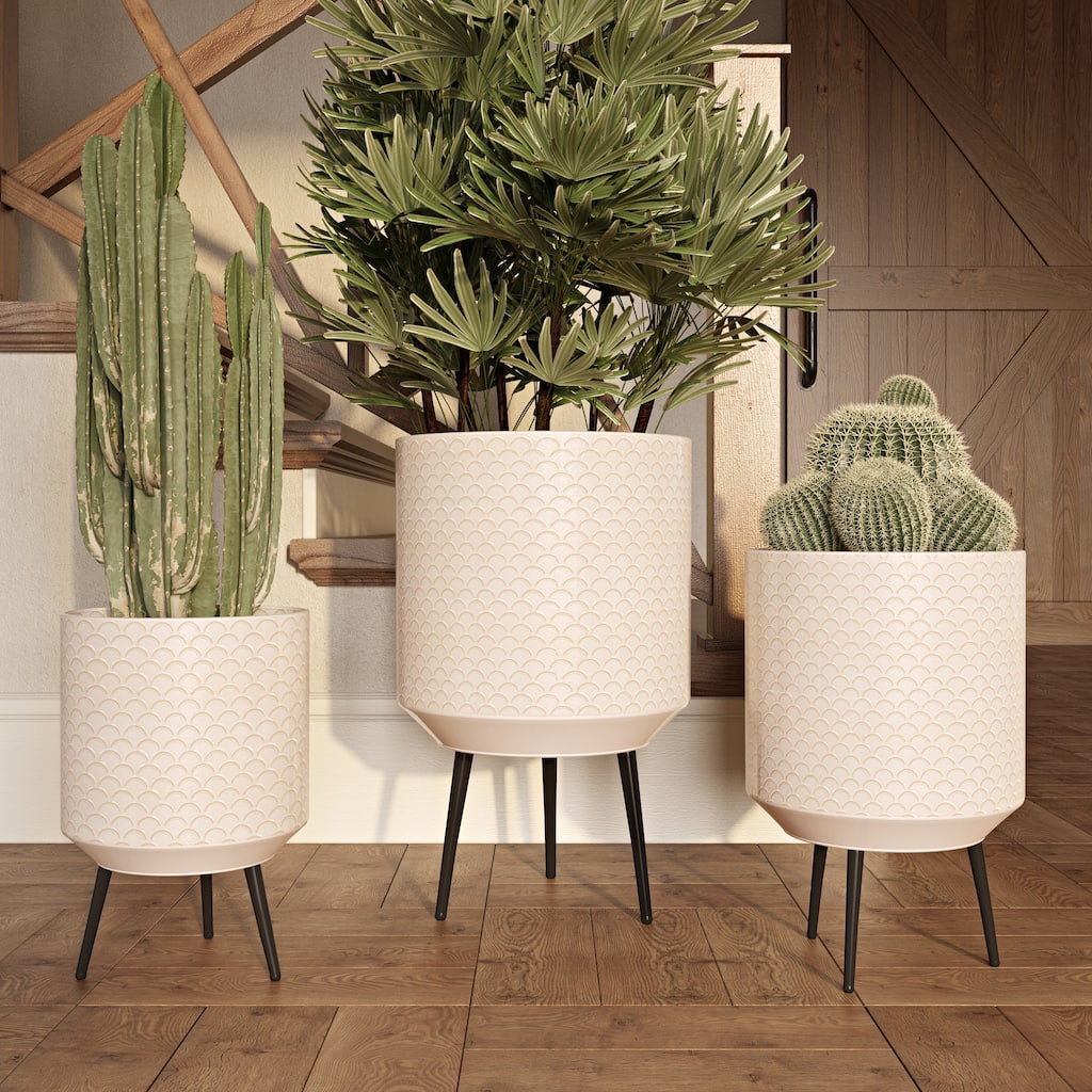 Curated visual reference: Fresh Look at Jarvis Mid Century Modern Planters Set Of 2 Overstock