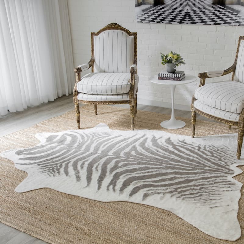 Erin Gates by Momeni Acadia Animal Print Faux Hide Area Rug